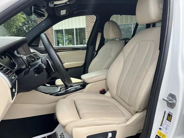 2019 BMW X3 M40i