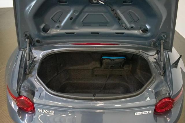 2021 Mazda MX-5 Club
