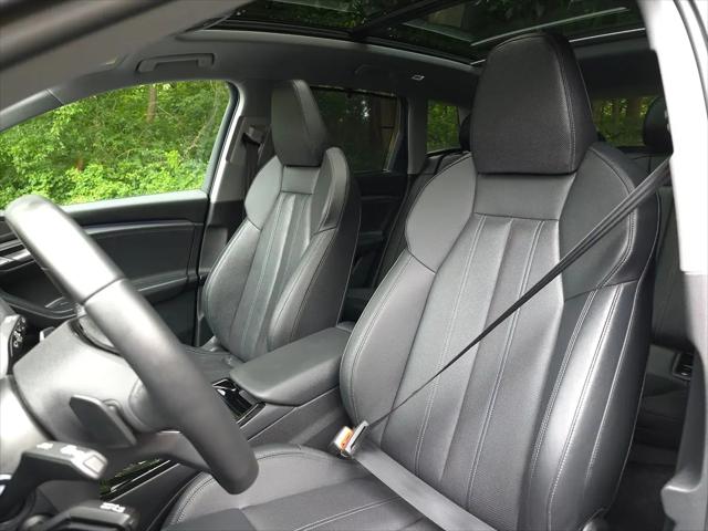 2025 Audi Q6 e-tron Premium Plus quattro