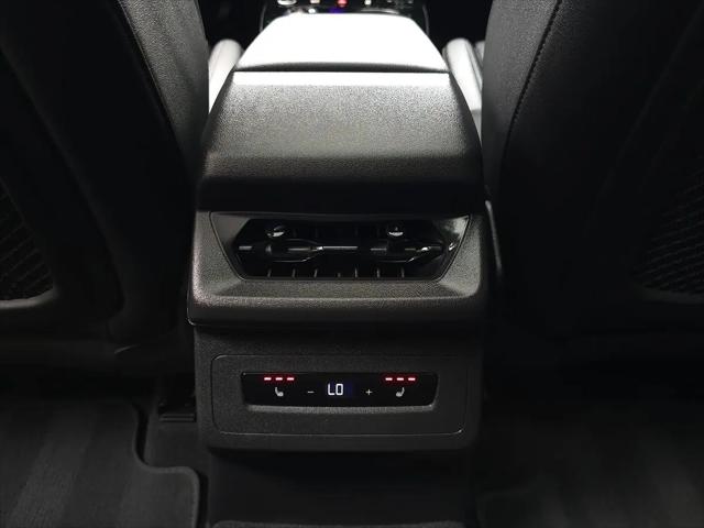 2025 Audi Q6 e-tron Premium Plus quattro