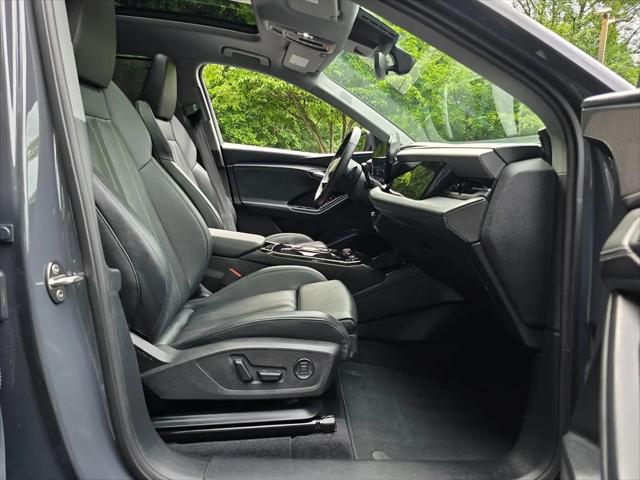 2025 Audi Q6 e-tron Premium Plus quattro