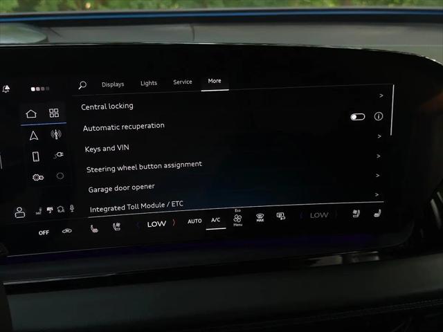 2025 Audi Q6 e-tron Premium Plus quattro