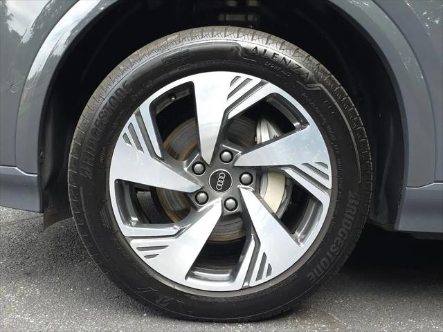 2025 Audi Q6 e-tron Premium Plus quattro