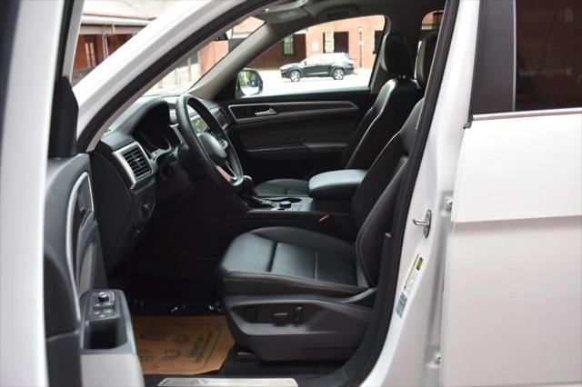 2021 Volkswagen Atlas 3.6L V6 SE w/Technology