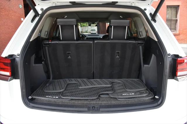 2021 Volkswagen Atlas 3.6L V6 SE w/Technology
