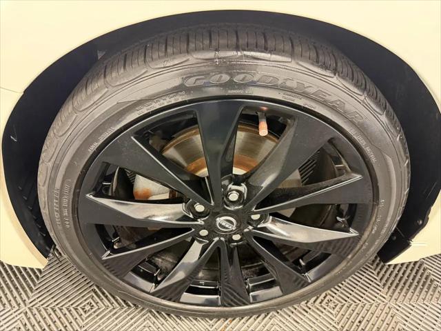 2023 Nissan Maxima SR Xtronic CVT