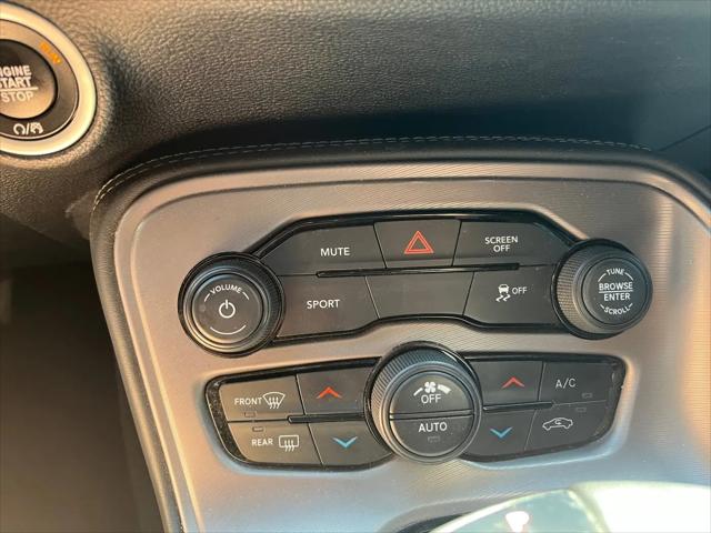 2023 Dodge Challenger SXT AWD