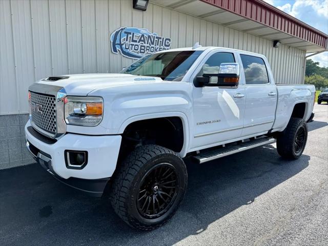 2017 GMC Sierra 2500HD Denali for sale in Harrington, DE