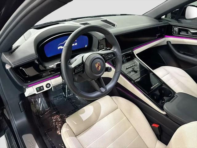 2025 Porsche Panamera 4