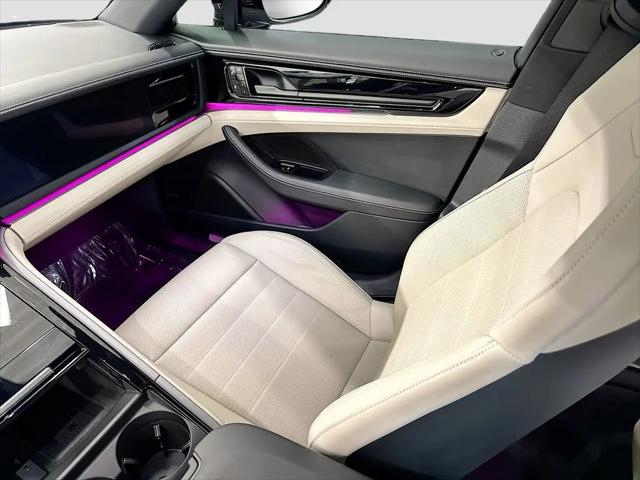 2025 Porsche Panamera 4