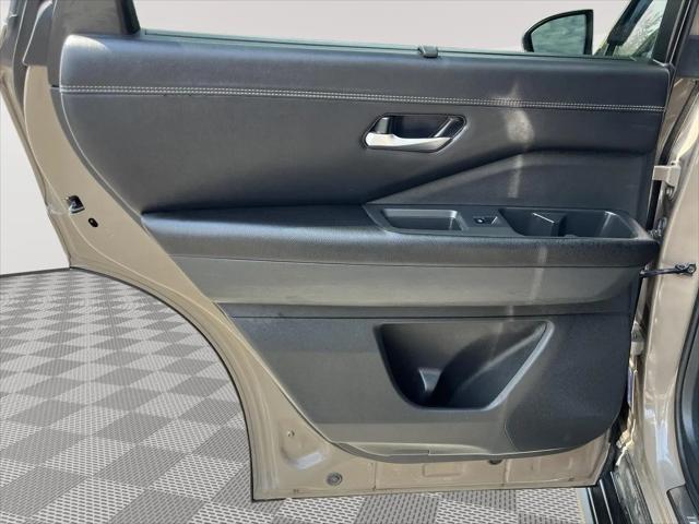 2024 Nissan Pathfinder Platinum 4WD