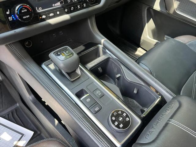 2024 Nissan Pathfinder Platinum 4WD