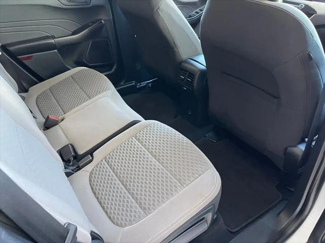 2022 Ford Escape SE Hybrid