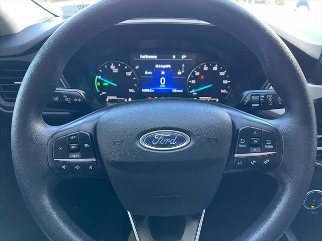 2022 Ford Escape SE Hybrid