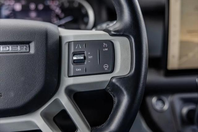 2023 Land Rover Defender 130 SE