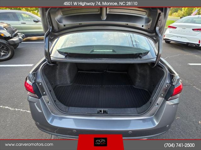 2020 Nissan Versa SR Xtronic CVT