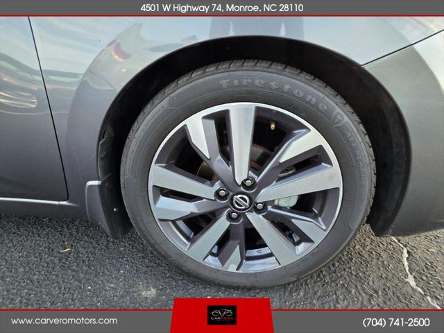 2020 Nissan Versa SR Xtronic CVT