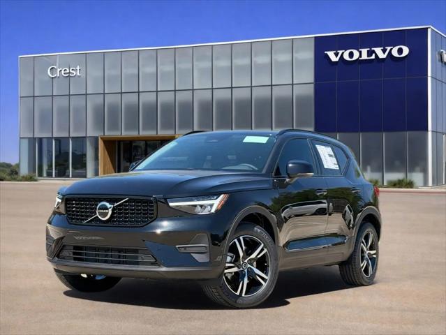 2026 Volvo XC40 Core, B5 AWD Gas (mild hybrid), Dark for sale in Frisco, TX