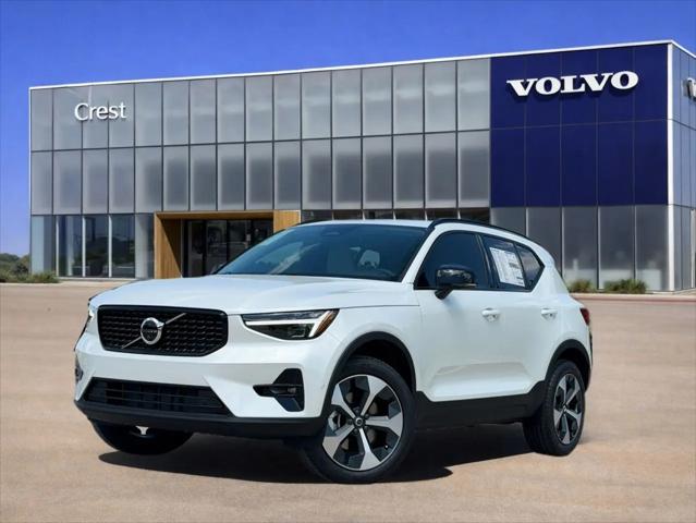 2026 Volvo XC40 Plus, B4 FWD Gas (mild hybrid), Dark for sale in Frisco, TX