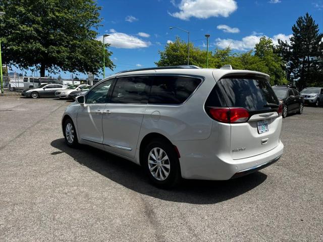 2019 Chrysler Pacifica Touring L