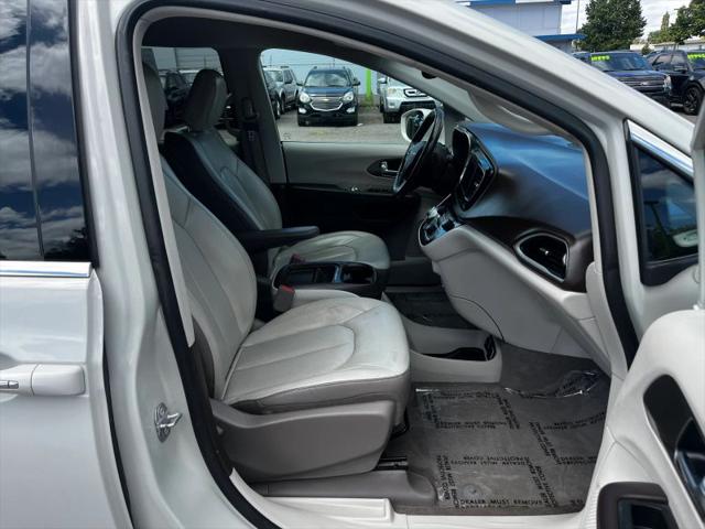 2019 Chrysler Pacifica Touring L