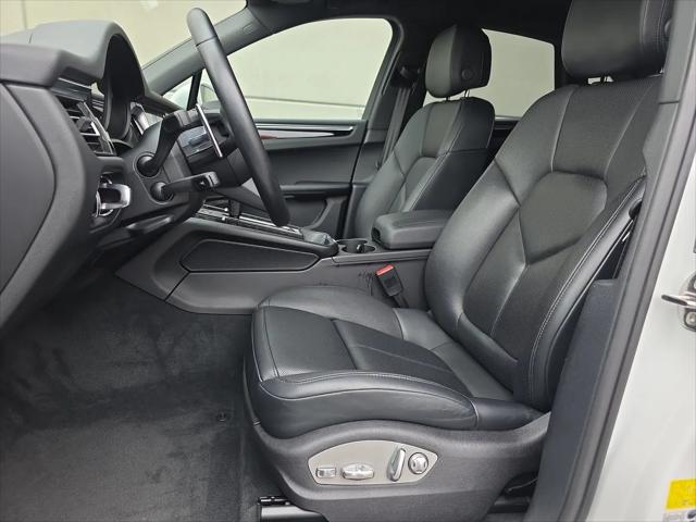 2024 Porsche Macan Macan