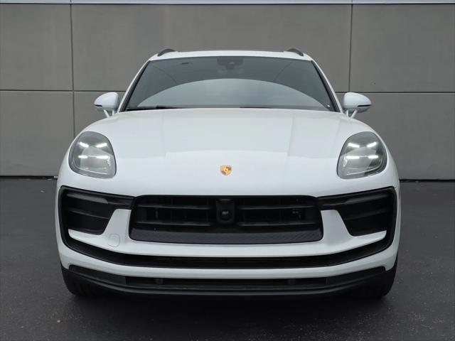2024 Porsche Macan Macan