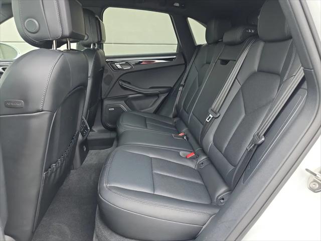 2024 Porsche Macan Macan