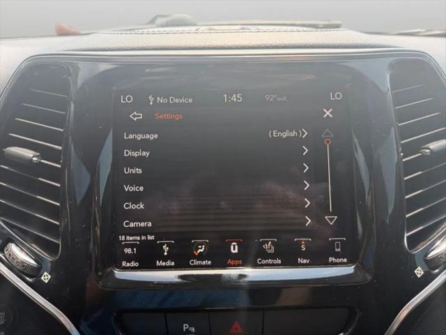 2019 Jeep Cherokee Limited FWD