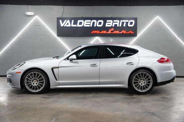2016 Porsche Panamera 4