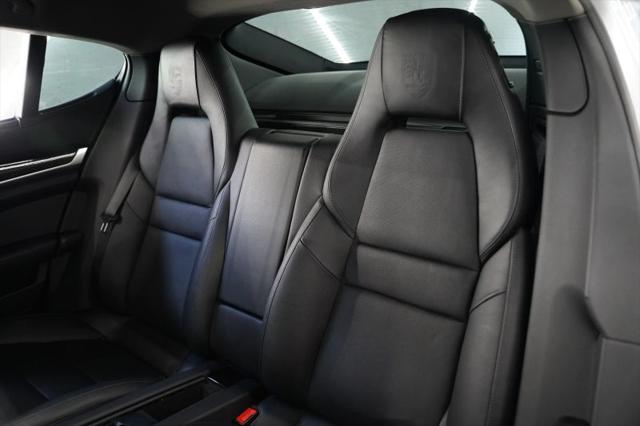 2016 Porsche Panamera 4