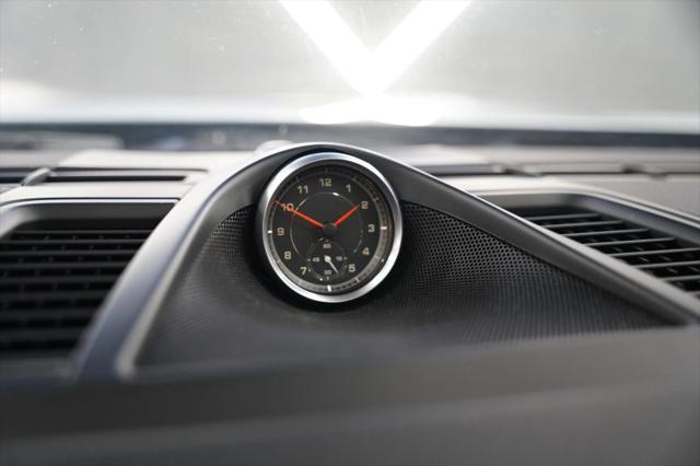 2016 Porsche Panamera 4