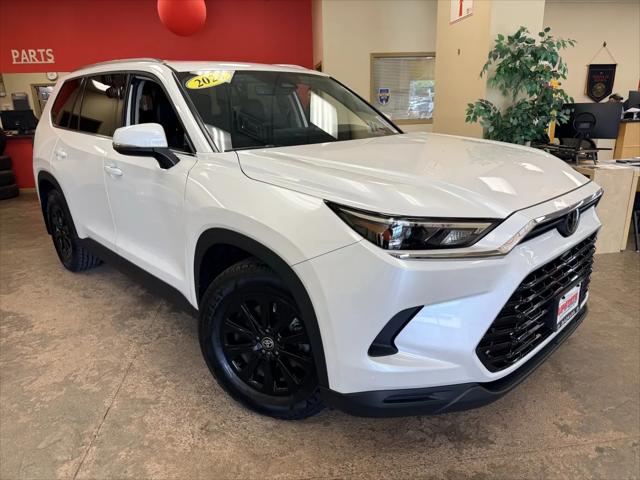 2024 Toyota Grand Highlander XLE for sale in Batavia, NY