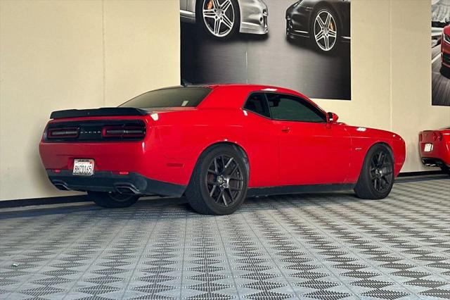 2016 Dodge Challenger R/T Plus Shaker