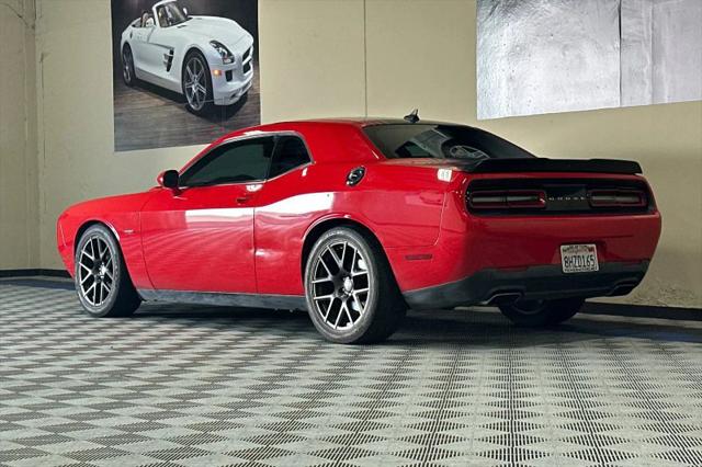 2016 Dodge Challenger R/T Plus Shaker