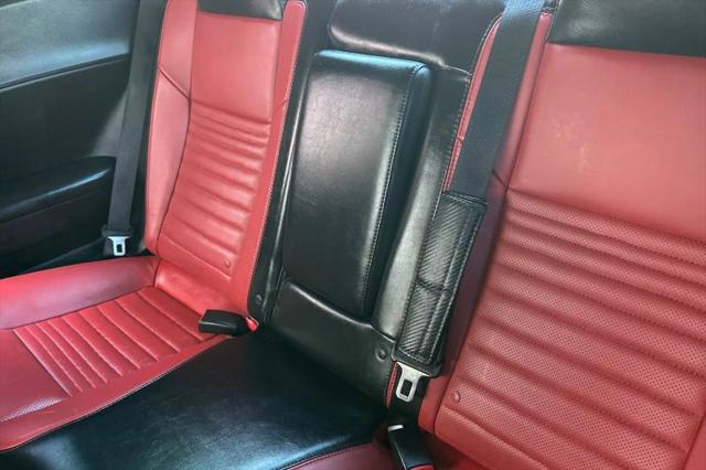 2016 Dodge Challenger R/T Plus Shaker