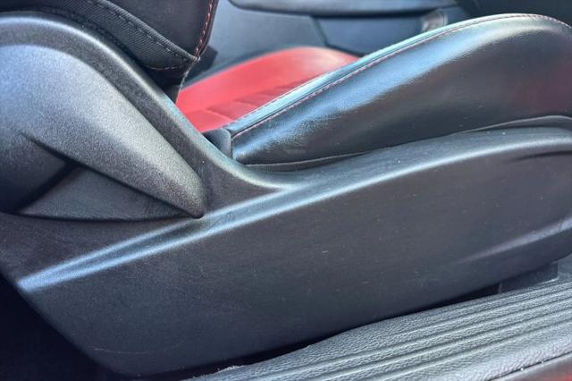 2016 Dodge Challenger R/T Plus Shaker