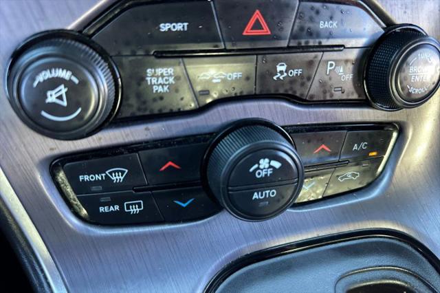 2016 Dodge Challenger R/T Plus Shaker