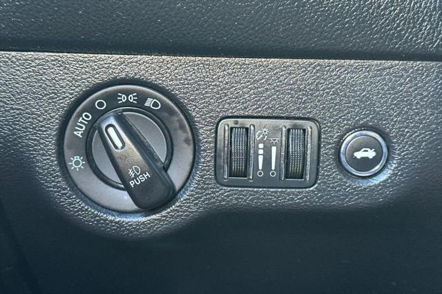2016 Dodge Challenger R/T Plus Shaker