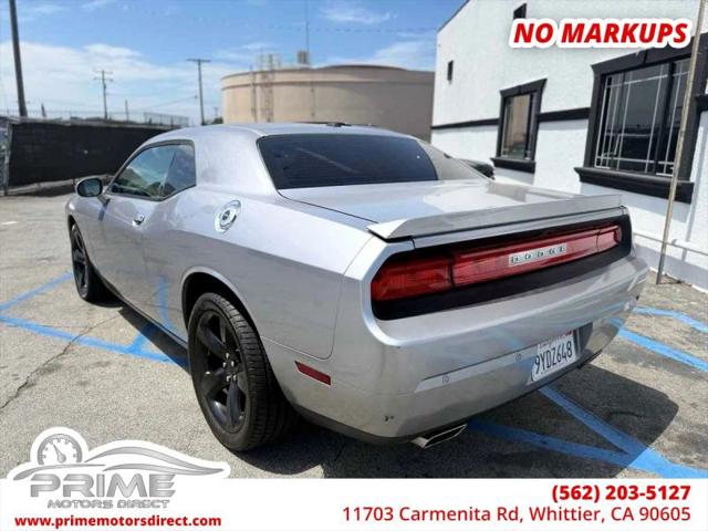 2013 Dodge Challenger SXT Plus