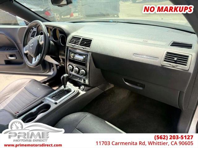 2013 Dodge Challenger SXT Plus
