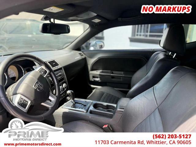 2013 Dodge Challenger SXT Plus