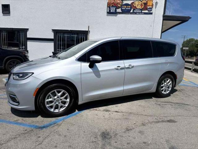 2023 Chrysler Pacifica Touring L