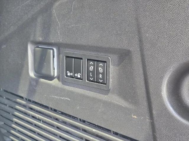 2021 GMC Yukon 4WD Denali