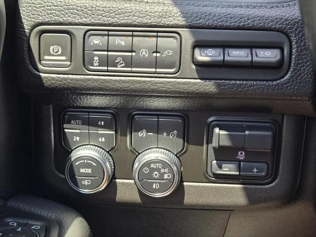 2021 GMC Yukon 4WD Denali