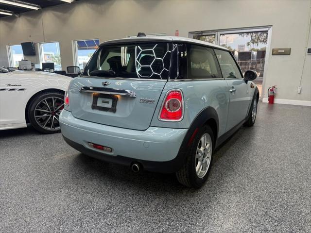 2013 MINI Hardtop Cooper