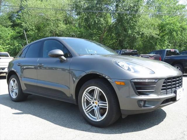 2017 Porsche Macan Macan
