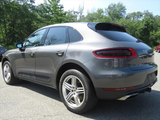 2017 Porsche Macan Macan