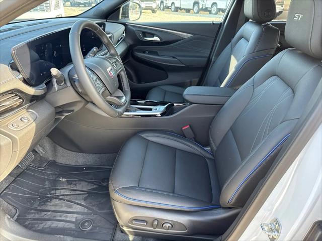 2026 Buick NV Sport Touring FWD