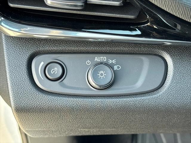 2026 Buick NV Sport Touring FWD